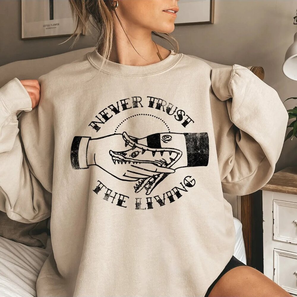 Beetlejuice Sweater - Sandworm -Never Trust The Living